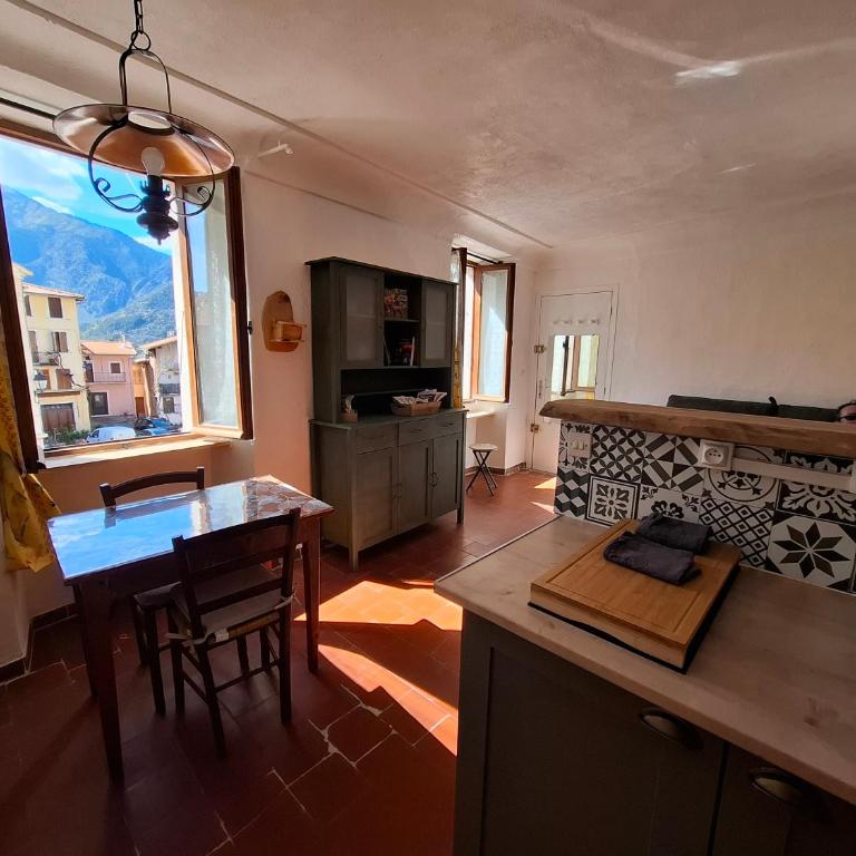 Meublé de tourisme 2 etoiles au cœur de Belvédère - Studio avec Canapé-Lit - 2