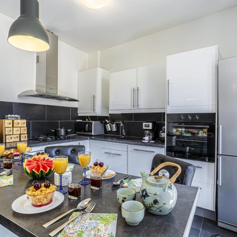 MY CASA - GUISOL - Typical Nice 3 Bedroom AC near Port - Appartement 3 Chambres - 9