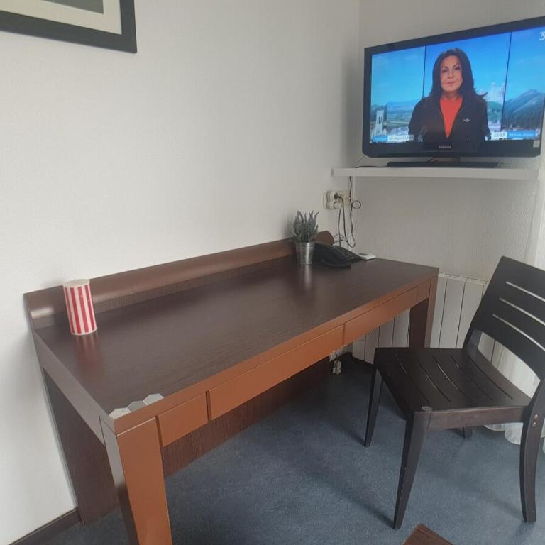 le Valmy avec balcon - One-Bedroom Apartment - 10
