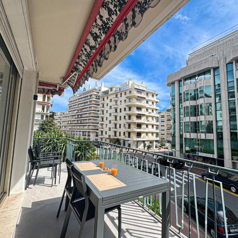 GRAY DUBOY D'ANGERS Luxury 3 bedrooms Croisette - Apartment - 9