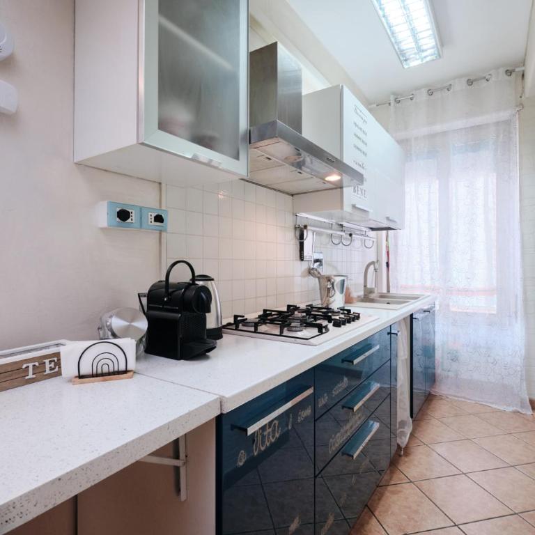 Metro A 10 minutes - Free Wi-Fi & Netflix - Appartamento con 2 Camere da Letto - 16