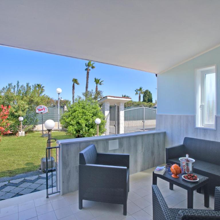 Stella Marina with Pool 100 m from beach - One Bedroom Apartment with Terrace 2 - 5