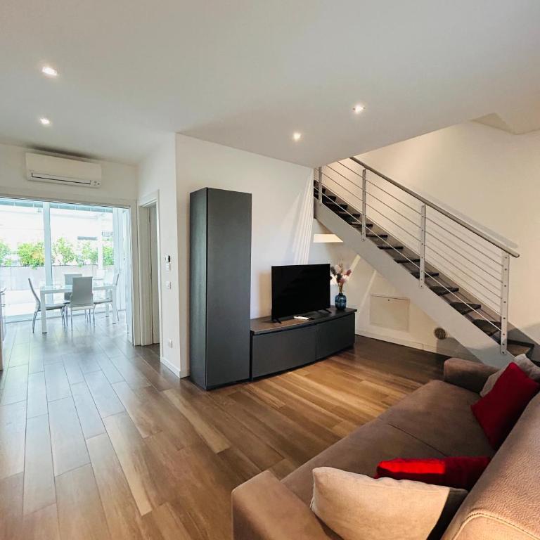 Menotti Attico-Flexrent Immobiliare Abissinia - Two-Bedroom Apartment - 59