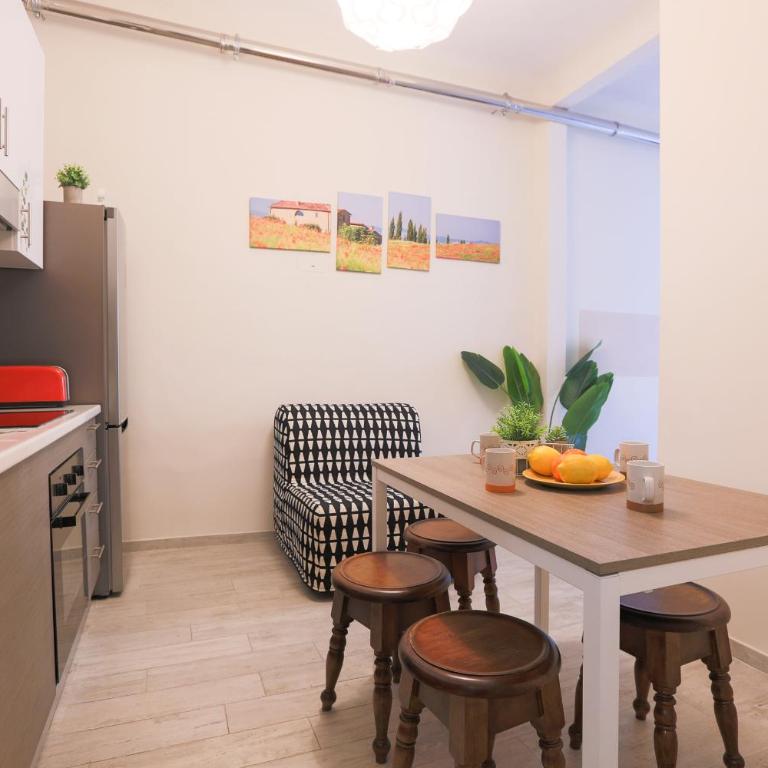 Stazione Rivadarno Guest House - Two-Bedroom Apartment - 3