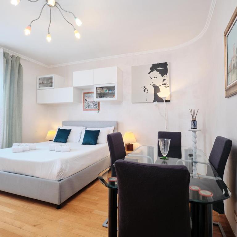 Metro A 10 minutes - Free Wi-Fi & Netflix - Appartamento con 2 Camere da Letto - 1