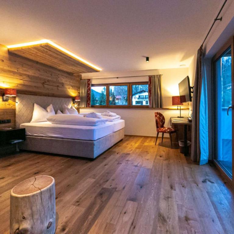 Hotel Spielmann 4s - Deluxe Doppelzimmer mit Balkon - 4
