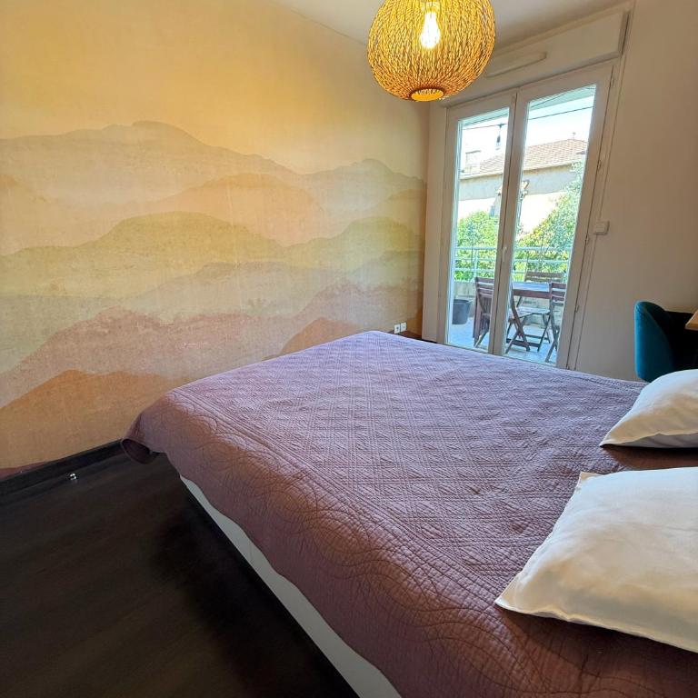 Apt with 2 bedrooms, terrace, pool & parking - Appartement 2 Chambres - 5