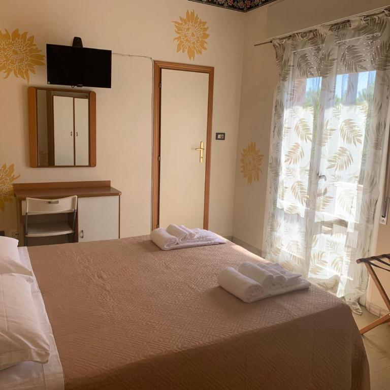 Smile Beach Hotel Nuova Gestione - Double Room with Balcony - 3