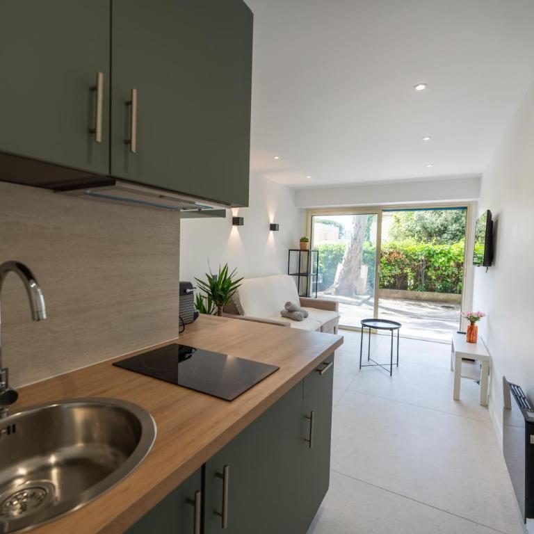 Studio idéalement situé résidence front de mer - One-Bedroom Apartment - 6
