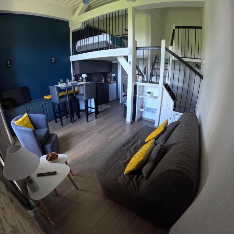 Le Belvédère de la grand croix dans le chateau d'uriage - Appartement - 5
