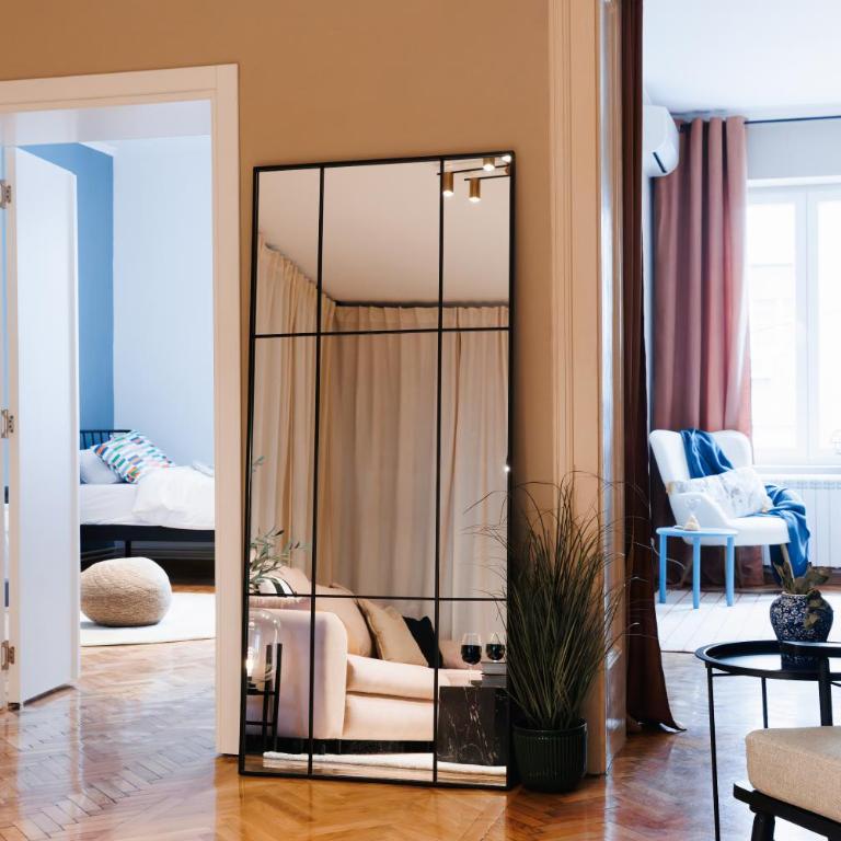 Majestic Home 108m2 with Balcony Foosball Old Town - Three-Bedroom Premium Apartment with Balcony - 17