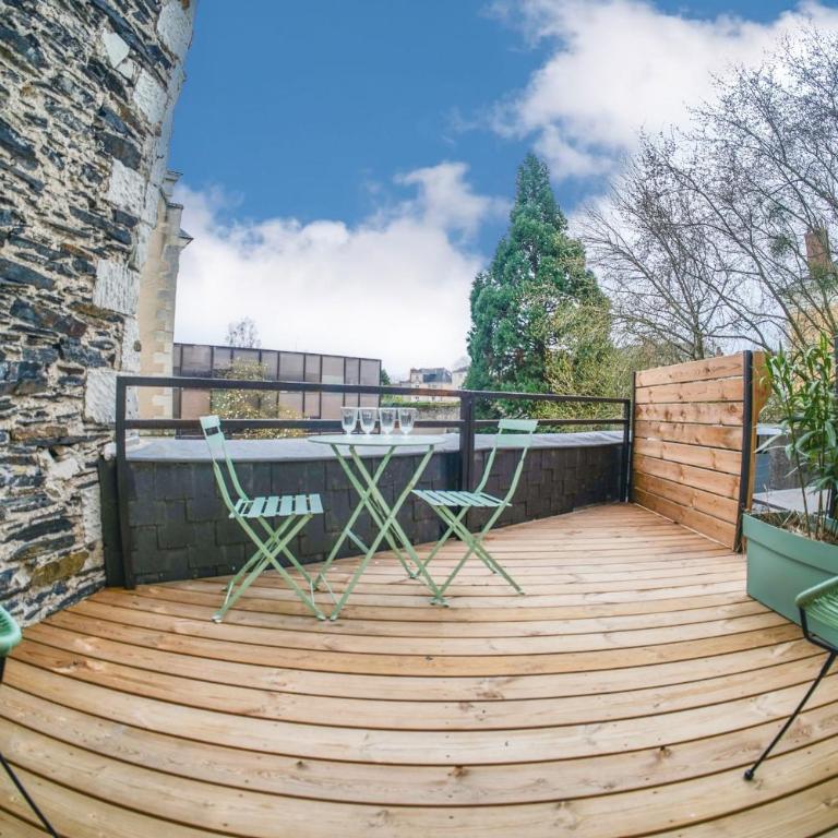 Joli studio avec terrasse - proche château - 2 personnes - Studio avec Vue sur Jardin - 13