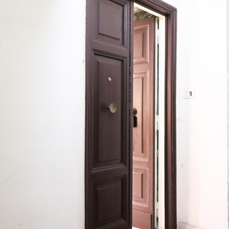 FLORA- Loft Luxury - tra Colosseo e Santa Maria Maggiore - Metro - Appartamento con 2 Camere da Letto - 14