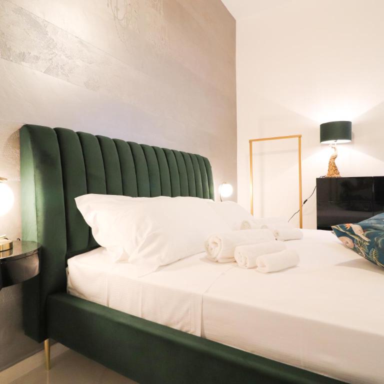 FLORA- Loft Luxury - tra Colosseo e Santa Maria Maggiore - Metro - Appartamento con 2 Camere da Letto - 26