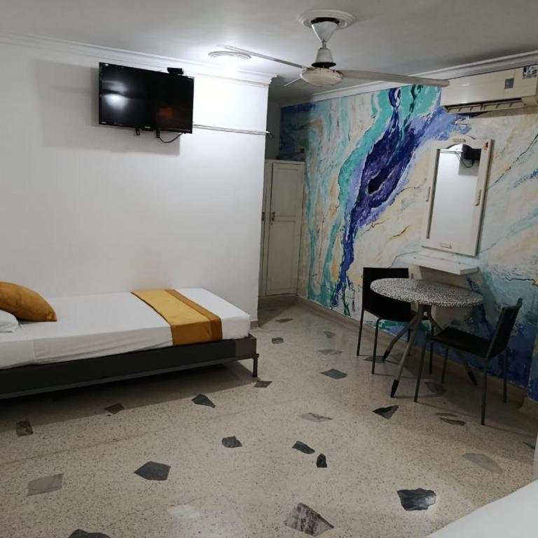 HOSTAL PARMA - Double Room with Private Bathroom - 8