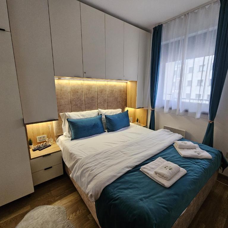 Apartments Univer - Family Two-Bedroom Apartment - 12