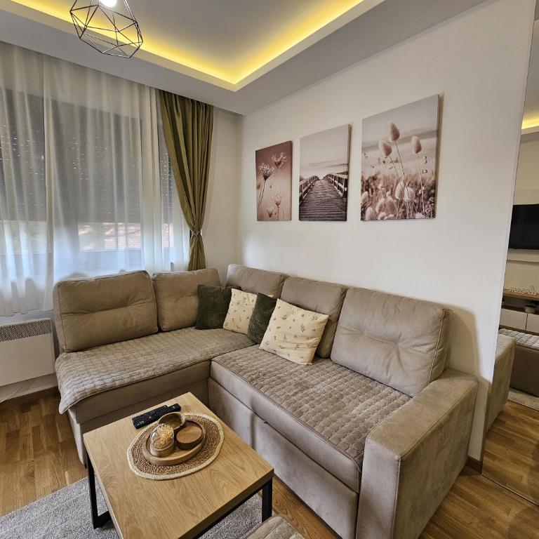 Apartments Univer - Comfort One-Bedroom Apartment - 15