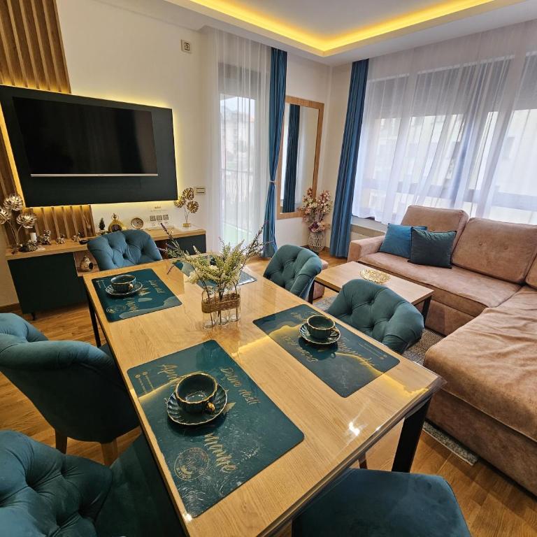 Apartments Univer - Family Two-Bedroom Apartment - 1