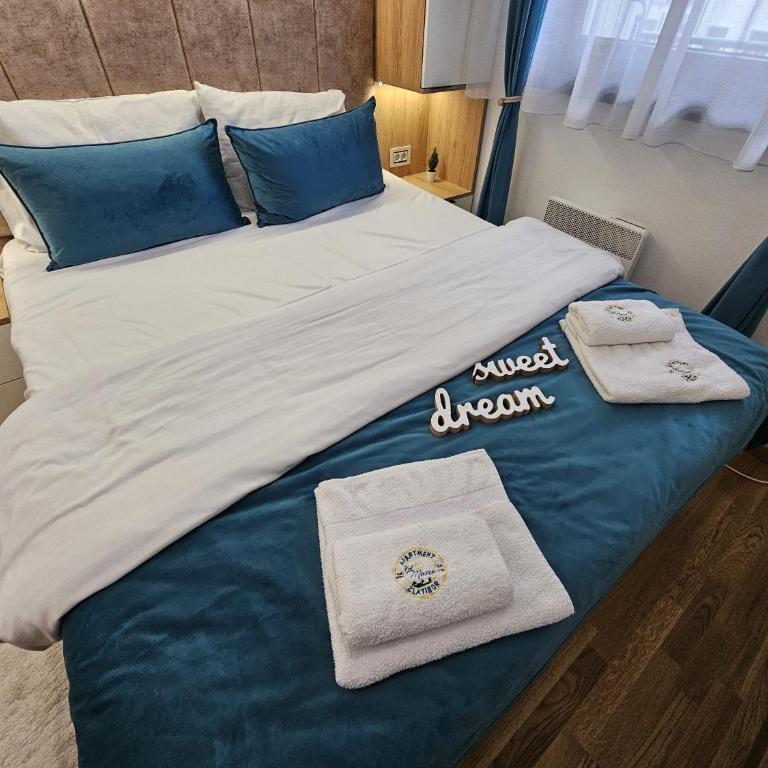 Apartments Univer - Family Two-Bedroom Apartment - 6