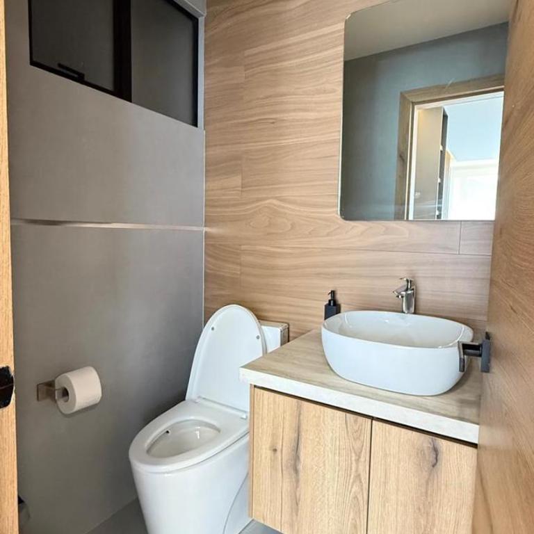 Moderna Suite a estrenar en la Atenas del Ecuador - Apartamento de 1 dormitorio - 2