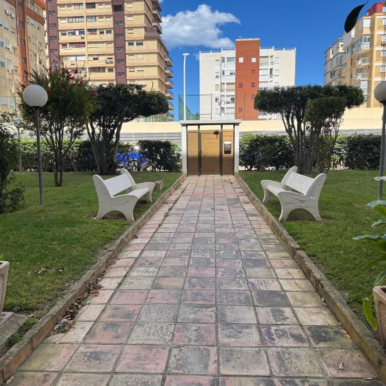 Lovely family apartment 2 min. from the beach - Apartamento de 1 dormitorio - 32