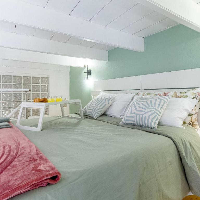 Iskra - One-Bedroom Apartment - 2