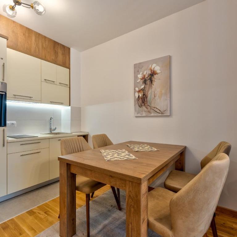 Vila Zlatibor SPA & Wellness - Family Two-Bedroom Apartment - 12