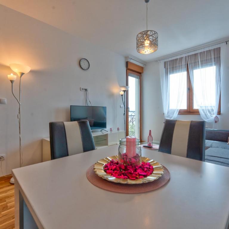 Vila Zlatibor SPA & Wellness - Cozy One-Bedroom Apartment - 17