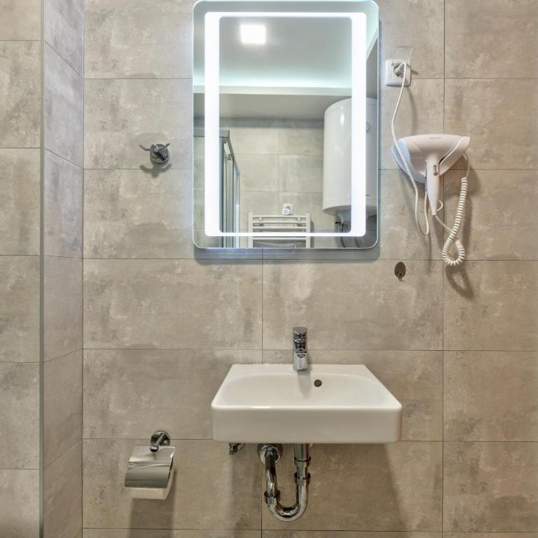 Vila Zlatibor SPA & Wellness - Modern One-Bedroom Apartment - 6