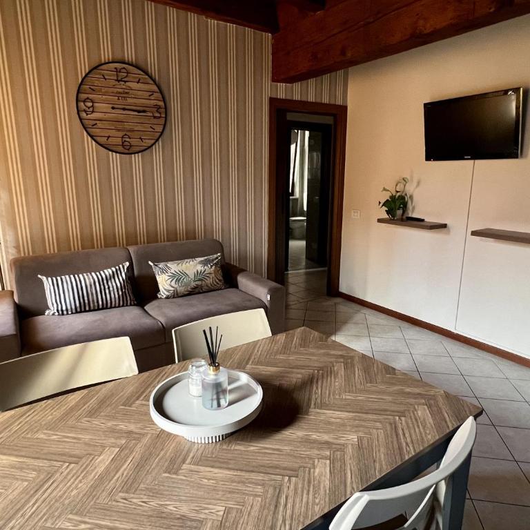 Verona Rooms - Appartamento con 1 Camera da Letto e Balcone - 6