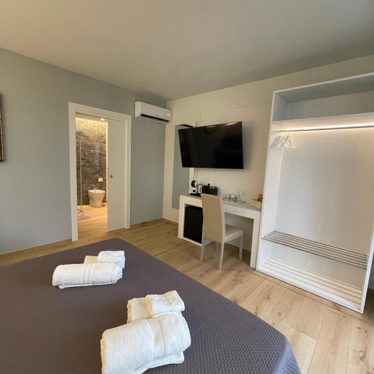 Atlantide Suites Tropea - Double or Twin Room - 10
