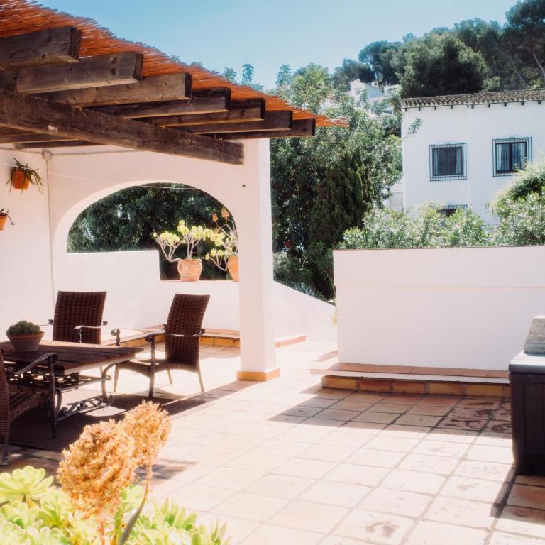 Casa Bianca 2 - Two-Bedroom House - 42