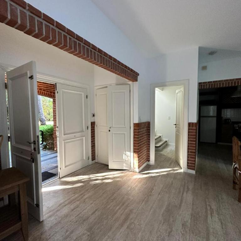 Luxury House in Carilo - Casa de 5 dormitorios - 14