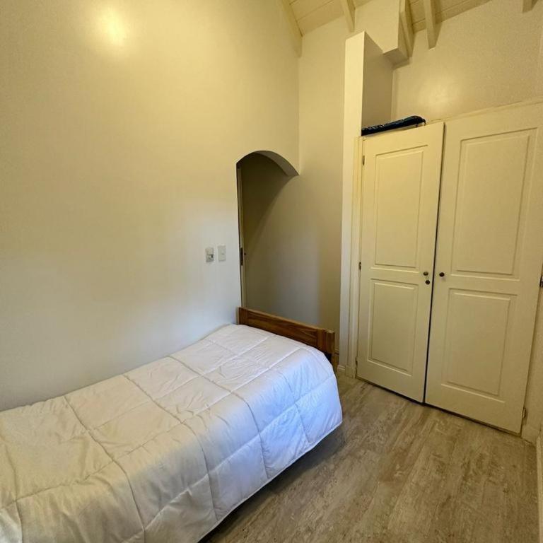 Luxury House in Carilo - Casa de 5 dormitorios - 24