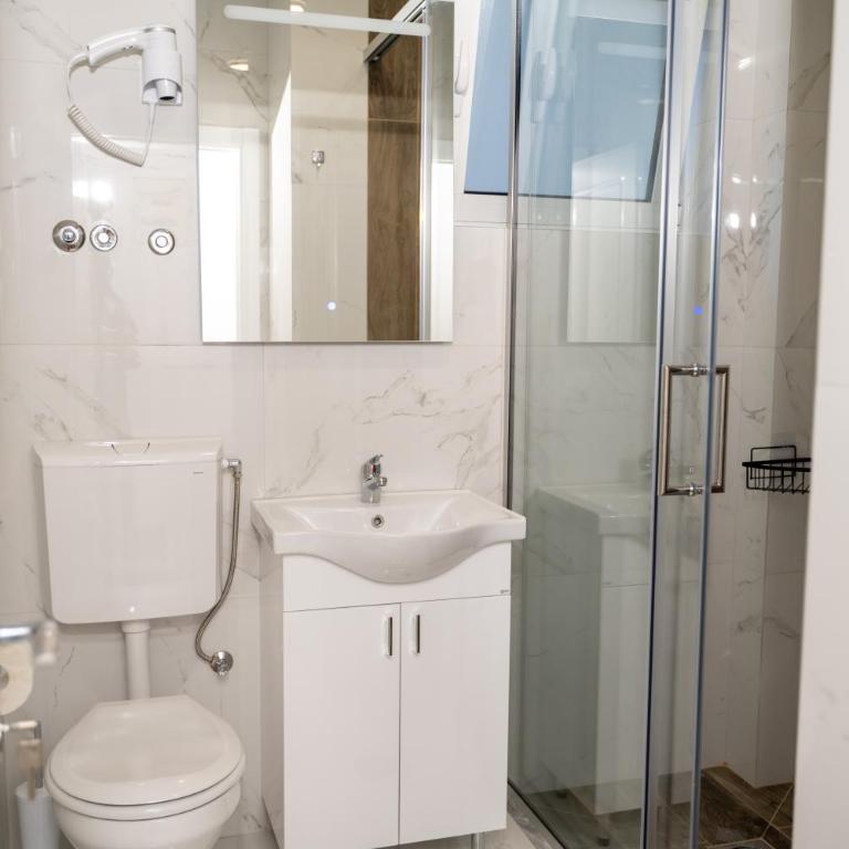 GAVIA Apartments - Ulcinj - Apartman sa 2 Spavaće Sobe, Balkonom i Pogledom na More - 13