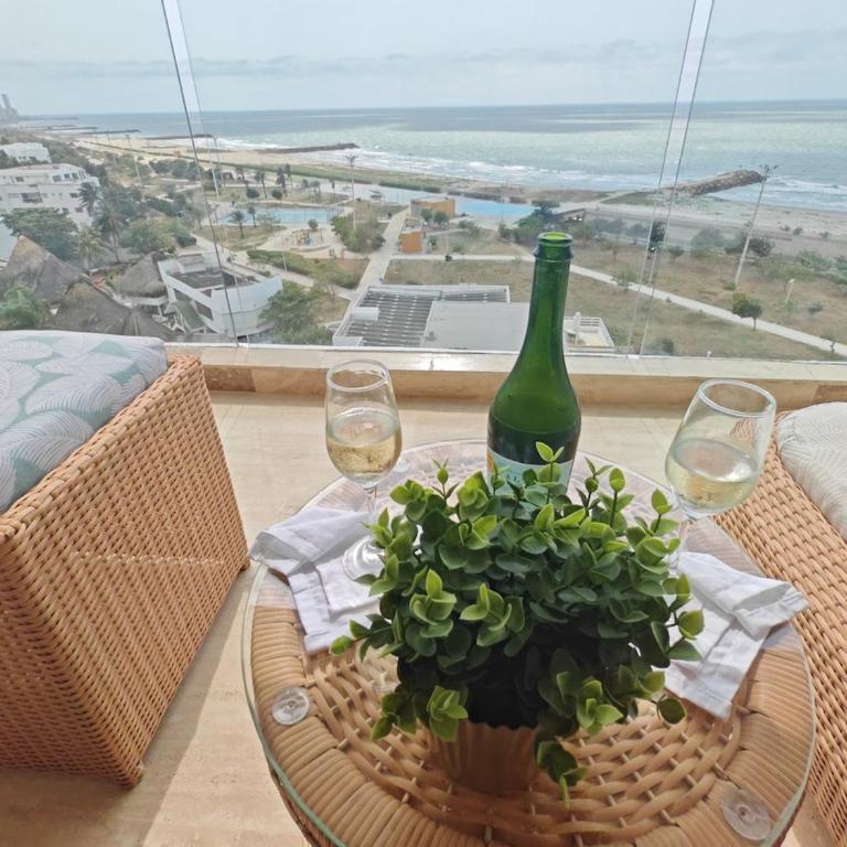 Suite Lujosa VIP Frente al mar con piscina - One-Bedroom Apartment - 17