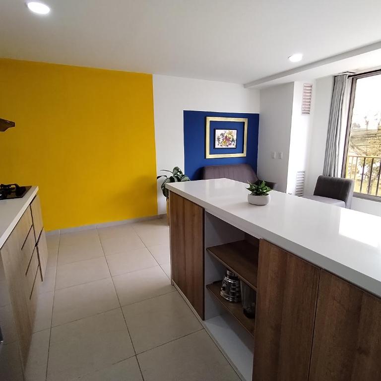 Frente al Malecón con Vista, Zona Gastronómica, PARQUEDERO GRATIS - Apartamento de 2 dormitorios - 9
