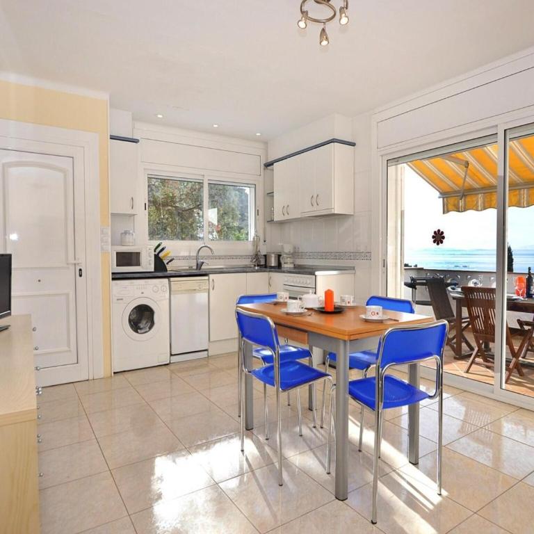 Apartment in Roses with Sea Views & Pool - Apartamento de 1 dormitorio - 9