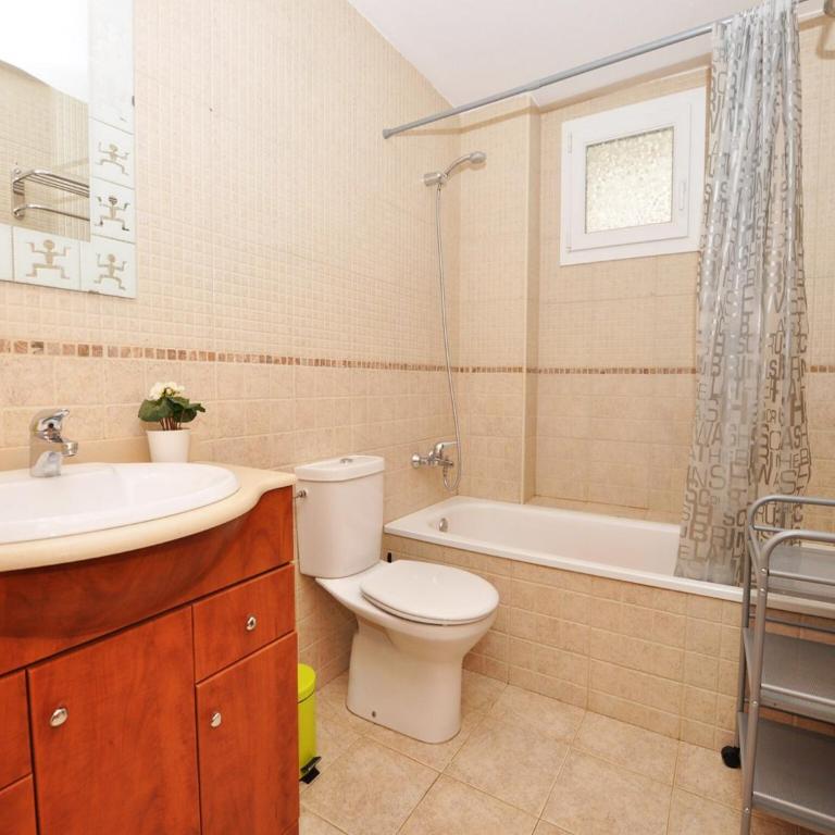 Apartment in Roses near Sandy Beach - Apartamento de 2 dormitorios - 18