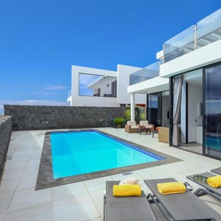 Villa moderna con aire acondicionado y Wi-Fi en Puerto del Carmen - ES-175-36 - Villa - 2