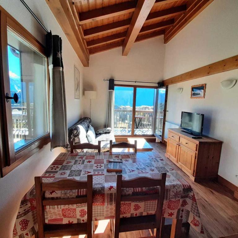 Appartement spacieux 6 pers, vue montagne, WIFI - Appartement 2 Chambres - 3