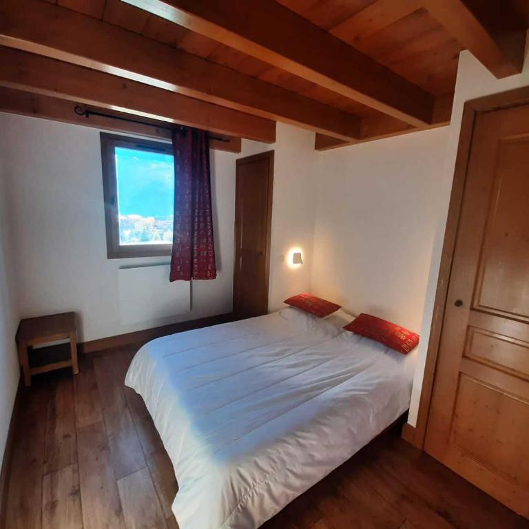 Appartement spacieux 6 pers, vue montagne, WIFI - Appartement 2 Chambres - 4