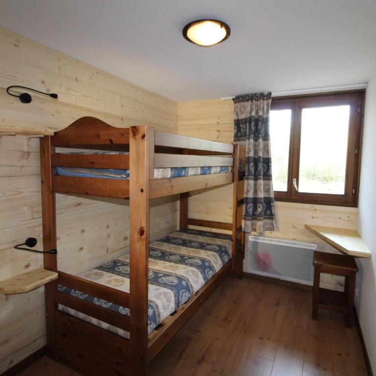 Duplex moderne pour 6 pers avec belle vue montagne, balcon et WIFI - Appartement 2 Chambres - 6