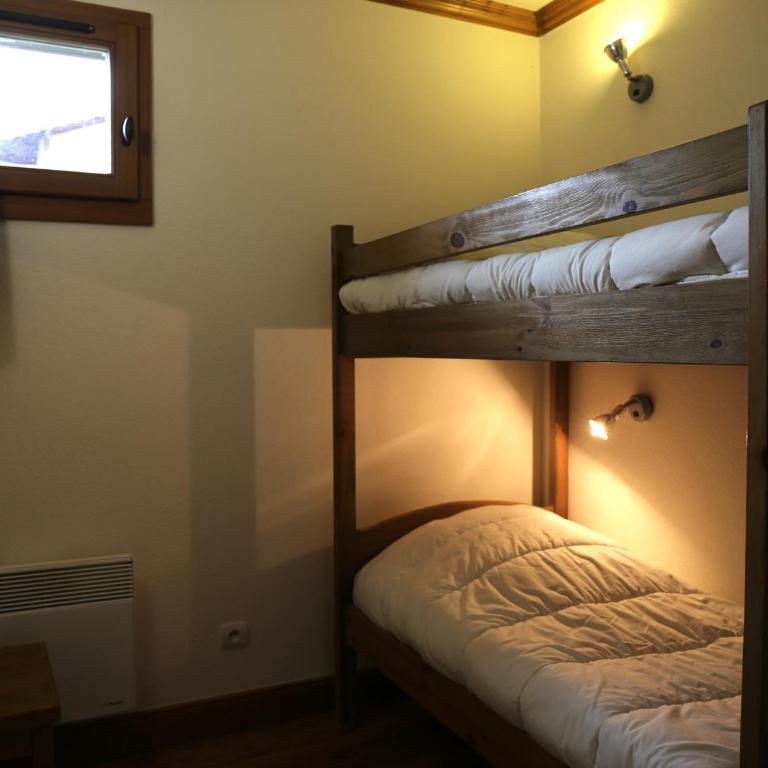 Appartement pour 6 avec balcon et vue montagne, WIFI - FR-1-508B-35 - Appartement - 5