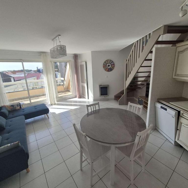 Duplex T3 lumineux avec garage à Berck-Plage - FR-1-674-50 - Appartement - 1