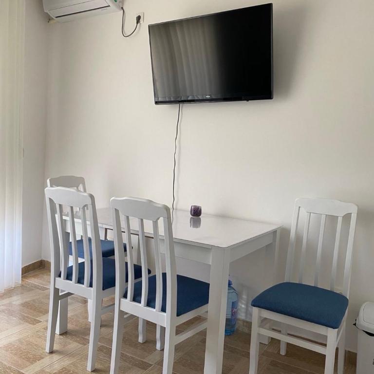 Blue Horizon Apartment in Becici - Studio sa Balkonom - 7