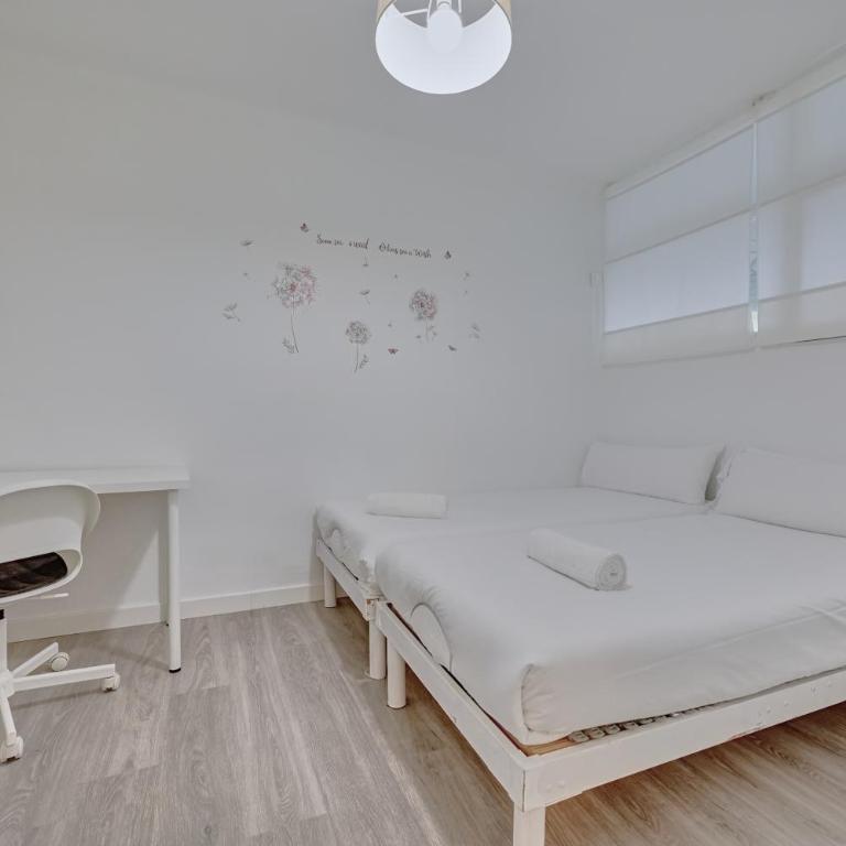 La esquina de Blas by Clabao - Three-Bedroom Apartment - 16