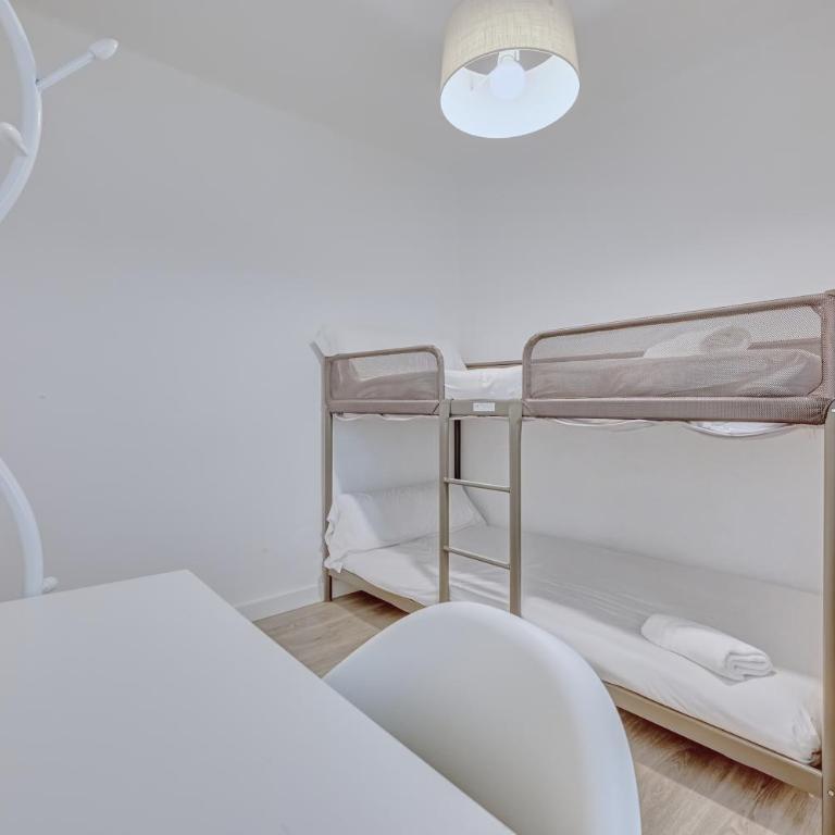 La esquina de Blas by Clabao - Three-Bedroom Apartment - 18