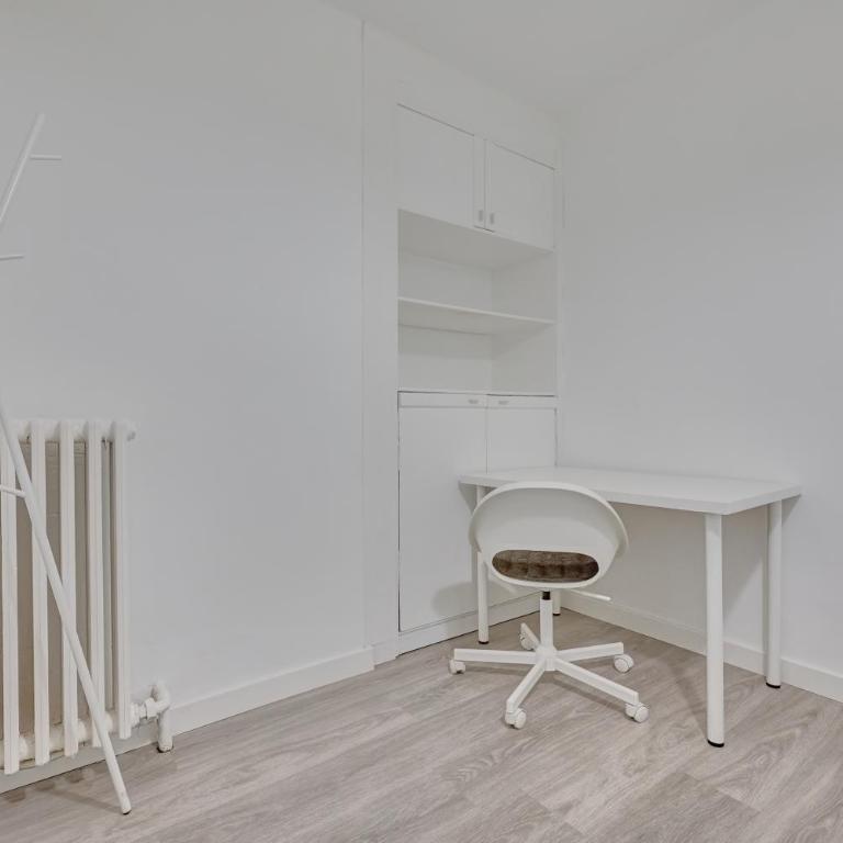 La esquina de Blas by Clabao - Three-Bedroom Apartment - 17