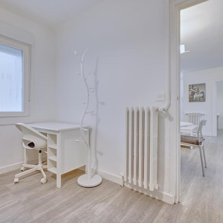 La esquina de Blas by Clabao - Three-Bedroom Apartment - 15